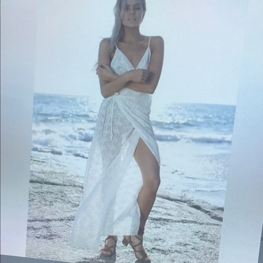 Elegant White Maxi Dress